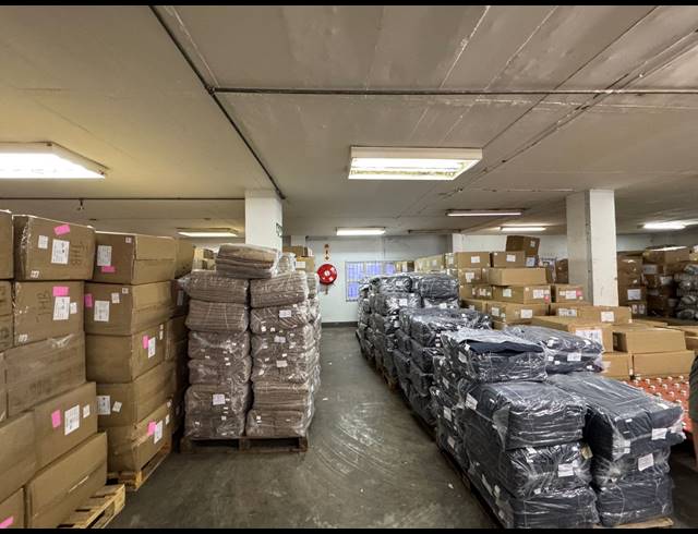 1,350M² WAREHOUSE FOR SALE IN EASTGATE